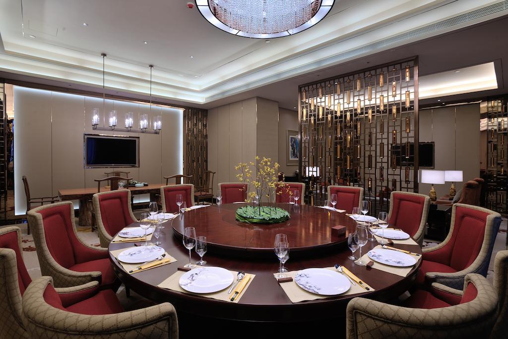 Dongguan Kande International Hotel-During The Canton Fair, Guests Can Enjoy Free Shuttle Buses To The Canton Fair Exhibition Hall Экстерьер фото