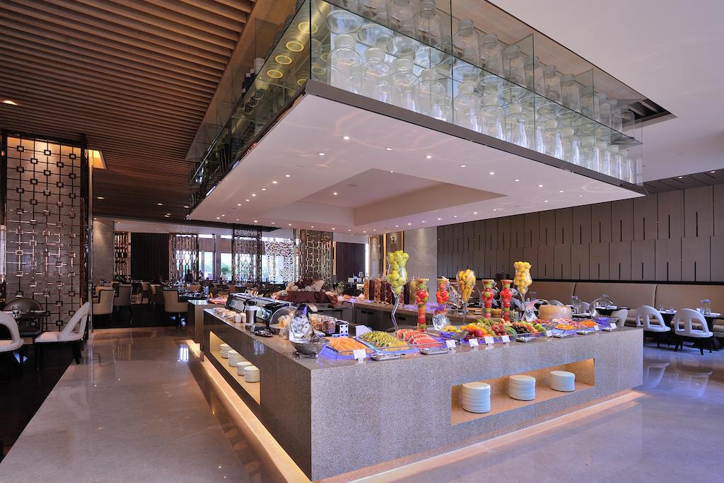 Dongguan Kande International Hotel-During The Canton Fair, Guests Can Enjoy Free Shuttle Buses To The Canton Fair Exhibition Hall Экстерьер фото