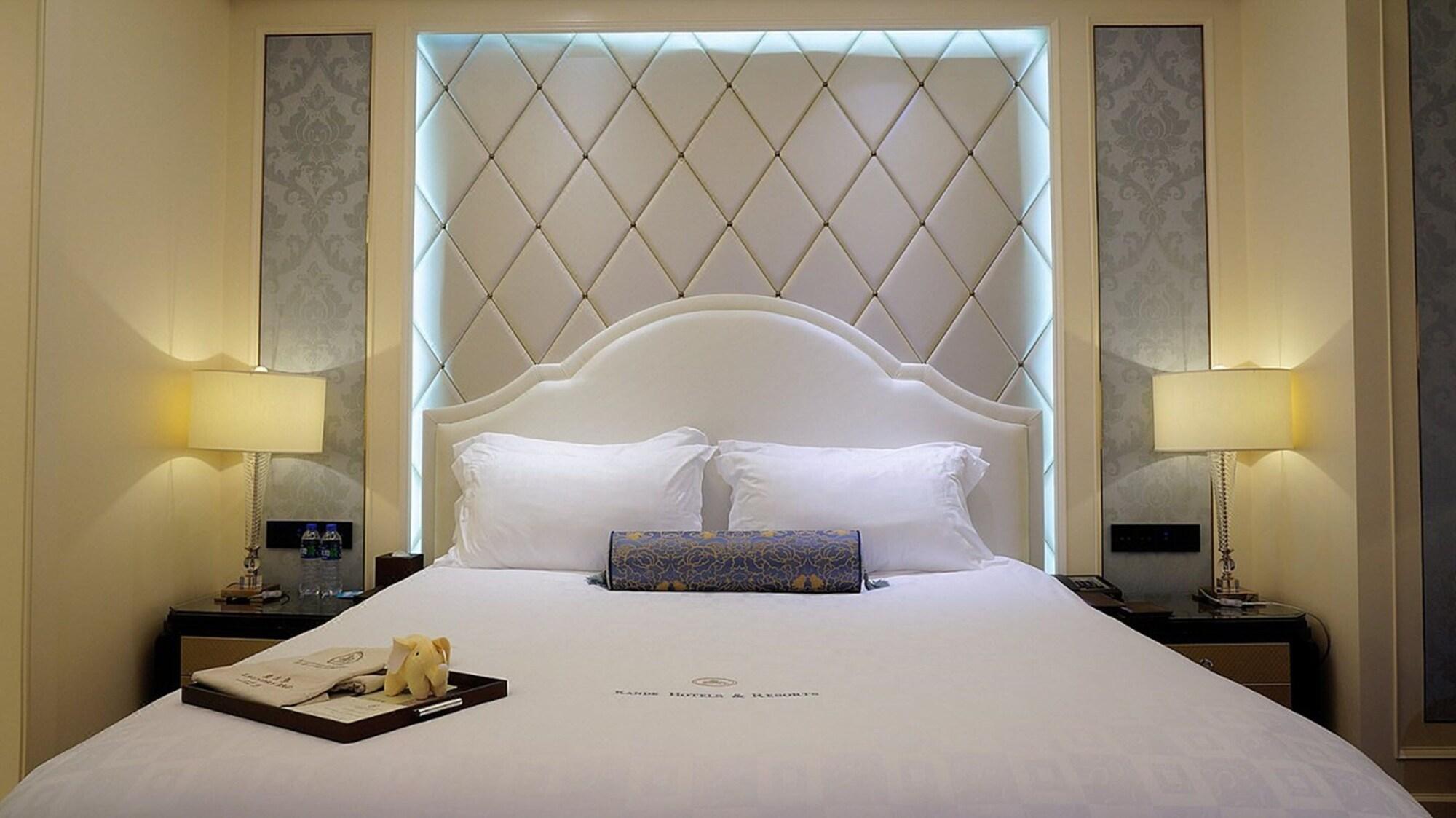 Dongguan Kande International Hotel-During The Canton Fair, Guests Can Enjoy Free Shuttle Buses To The Canton Fair Exhibition Hall Экстерьер фото