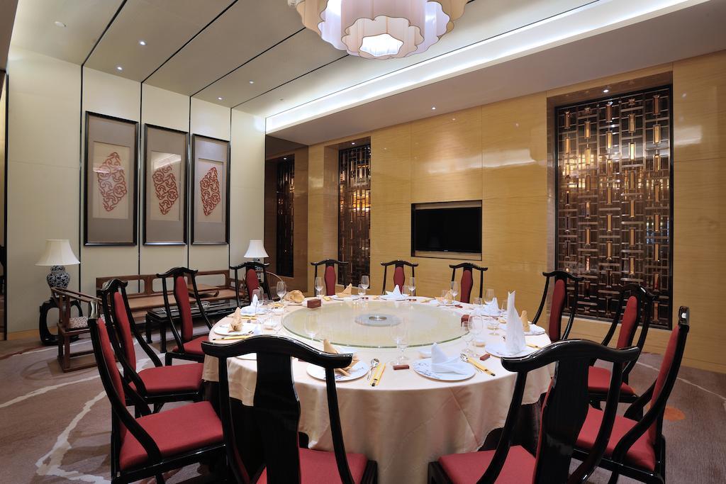 Dongguan Kande International Hotel-During The Canton Fair, Guests Can Enjoy Free Shuttle Buses To The Canton Fair Exhibition Hall Экстерьер фото